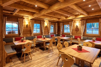 Mühlstodl Restaurant an der Talstation der Reiteralm